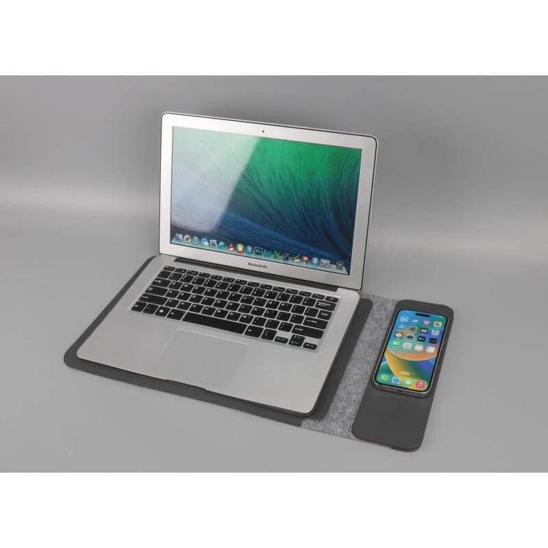 CAMDEN - Giftology 14" Felt Laptop Sleeve With 15W Magnetic Charger