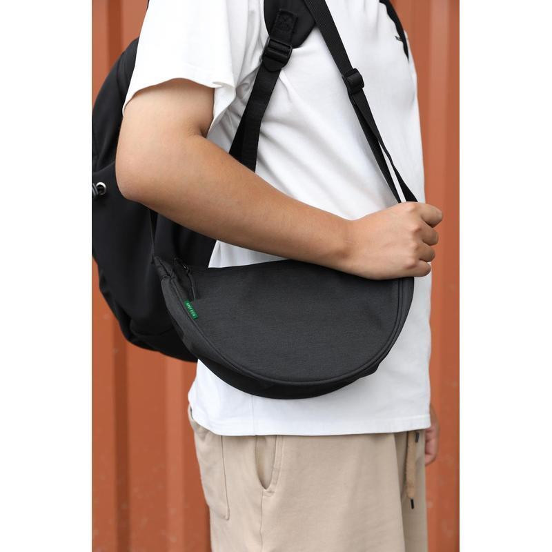 MOURA - GRS Recycled Half Moon Sling Bag - Black