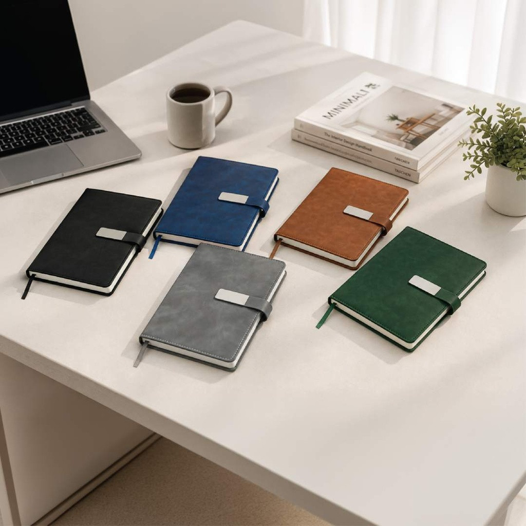WINDSOR - Giftology A5 PU Magnet Closure Notebook